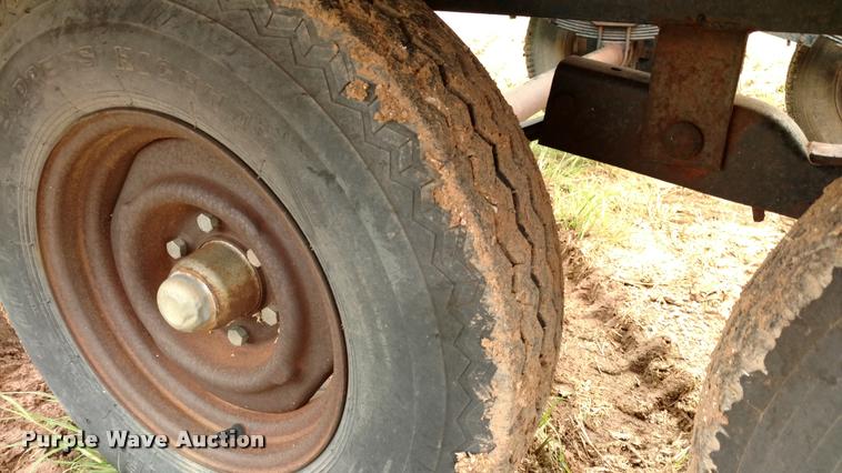 image for item DI9829 Jantz combine trailer