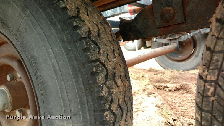 image for item DI9829 Jantz combine trailer