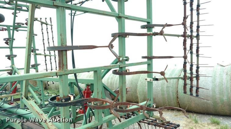 image for item DI9830 Javorsky 511 field cultivator