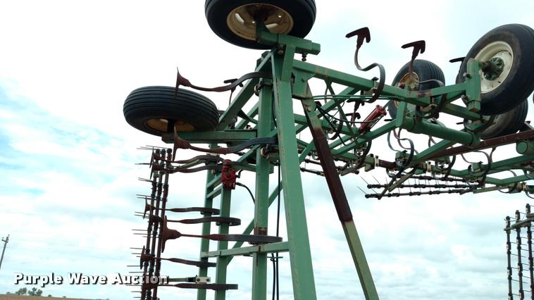 image for item DI9830 Javorsky 511 field cultivator