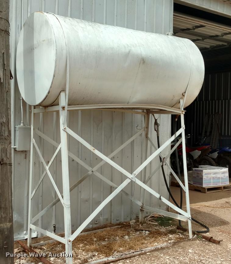 image for item DI9833 Fuel tank