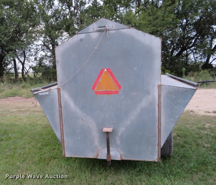 image for item DI9849 Grain Belt creep feeder