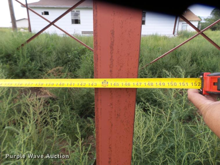 image for item DL9010 Overhead triple hopper feed bin