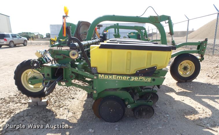 image for item DL9023 John Deere 1730 Max Emerge planer
