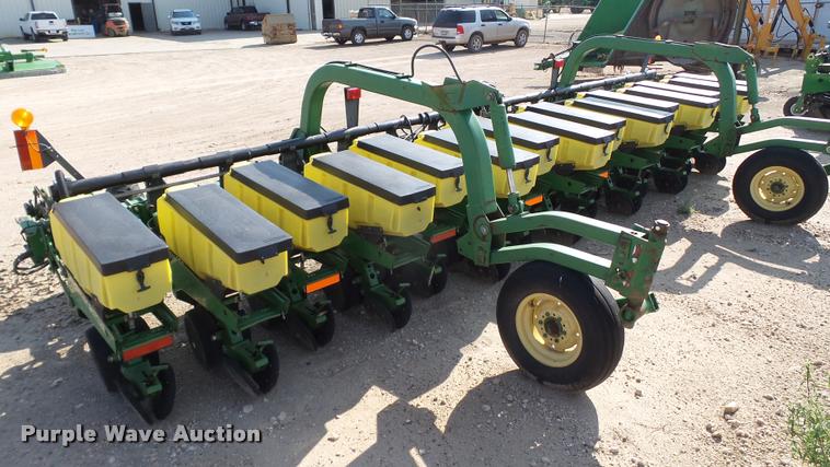 image for item DL9023 John Deere 1730 Max Emerge planer