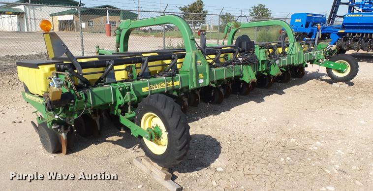 image for item DL9023 John Deere 1730 Max Emerge planer