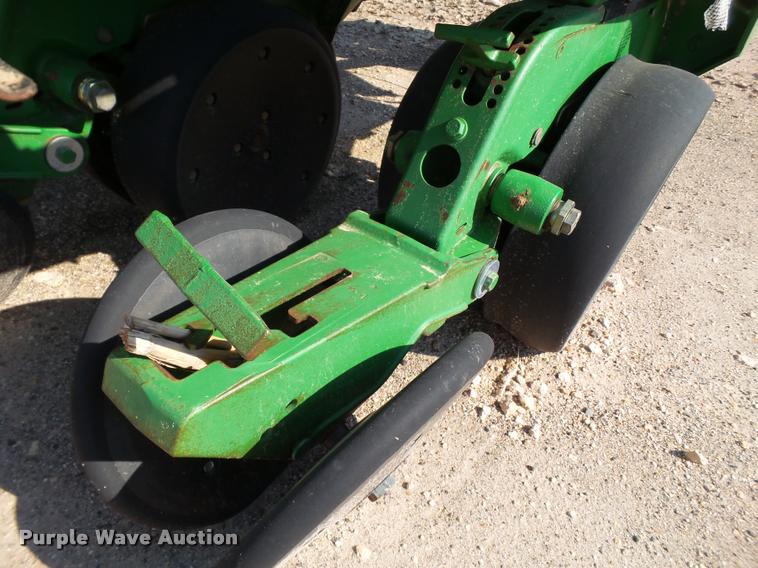 image for item DL9023 John Deere 1730 Max Emerge planer