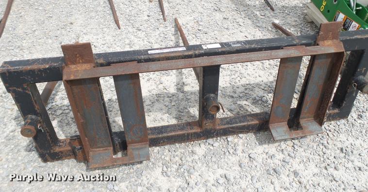 image for item DL9026 Bale spear