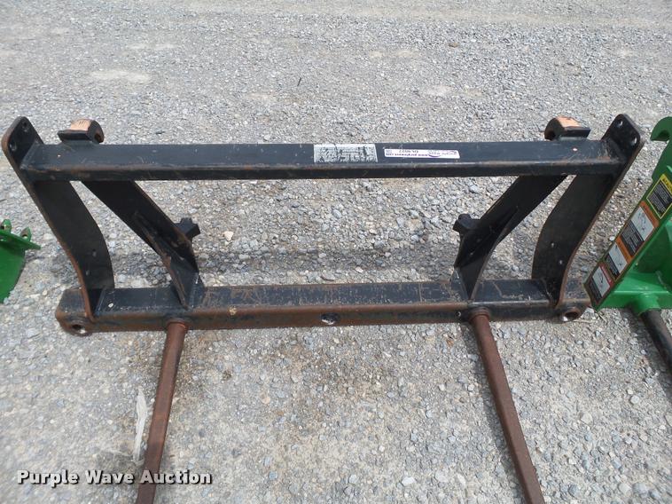 image for item DL9027 Bale spear