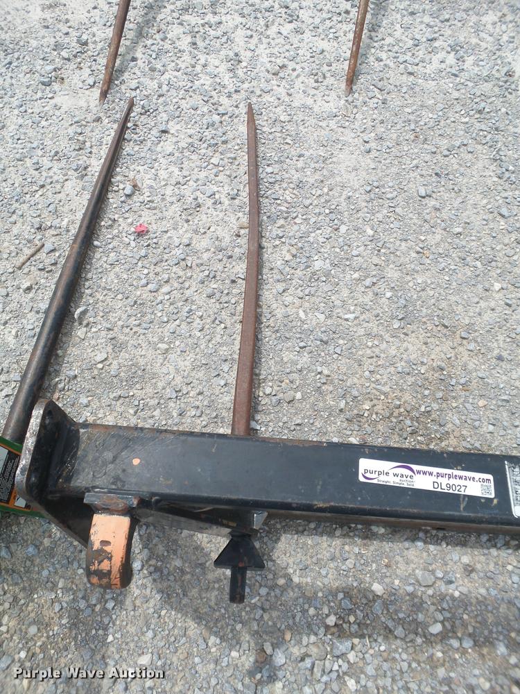 image for item DL9027 Bale spear