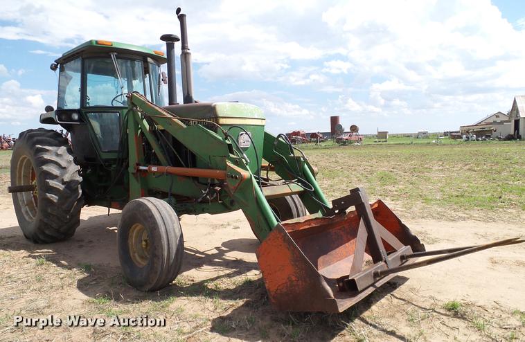 image for item DL9043 1981 John Deere 4640 tractor