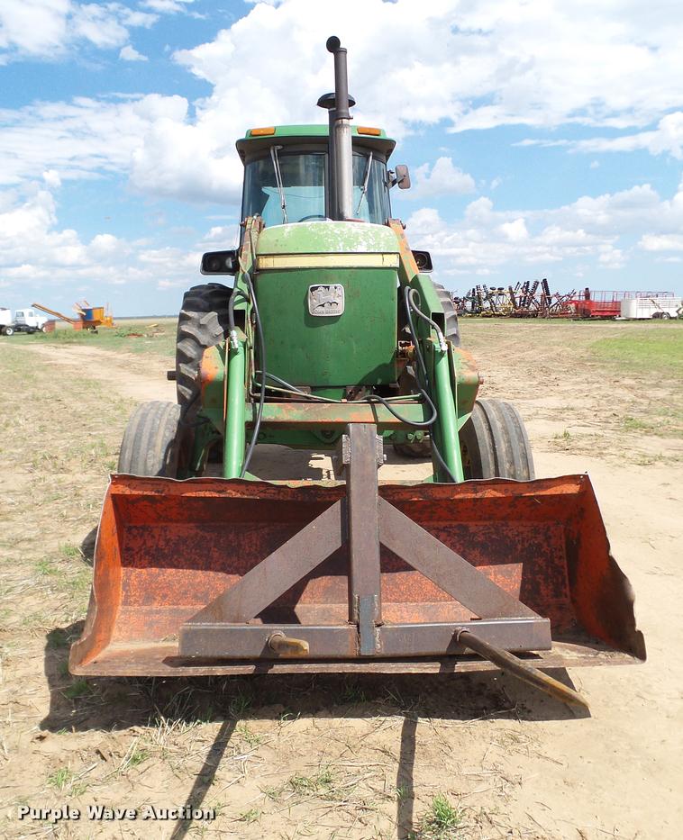 image for item DL9043 1981 John Deere 4640 tractor