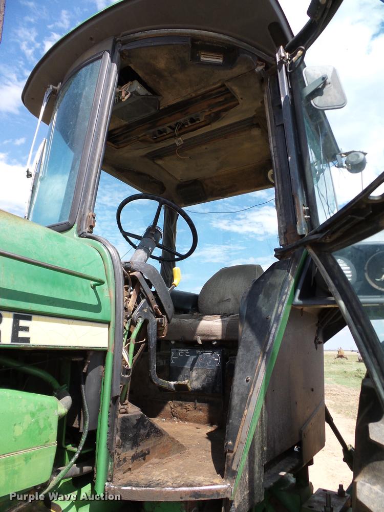 image for item DL9043 1981 John Deere 4640 tractor