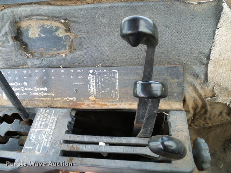 image for item DL9043 1981 John Deere 4640 tractor