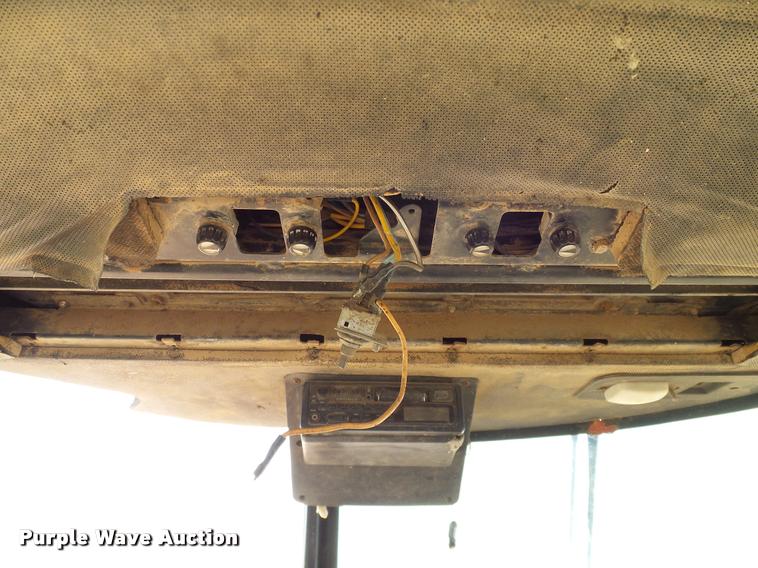 image for item DL9043 1981 John Deere 4640 tractor