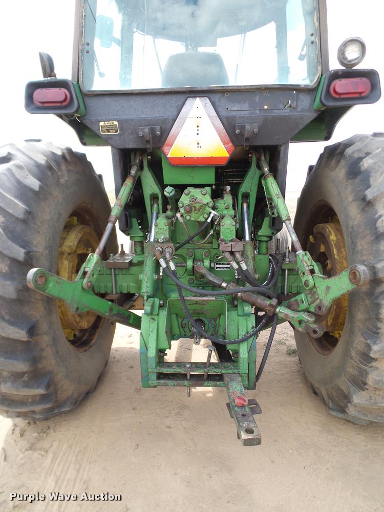 image for item DL9043 1981 John Deere 4640 tractor