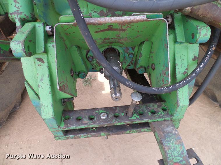 image for item DL9043 1981 John Deere 4640 tractor