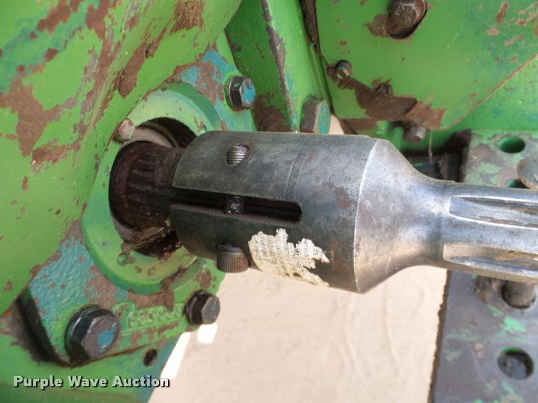 image for item DL9043 1981 John Deere 4640 tractor