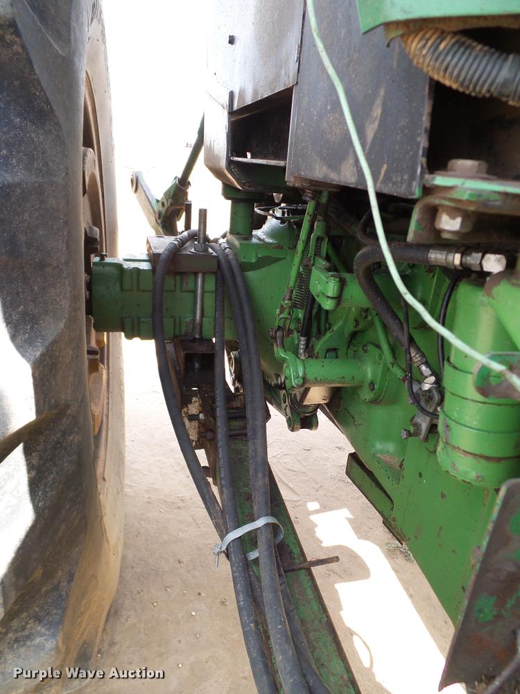 image for item DL9043 1981 John Deere 4640 tractor