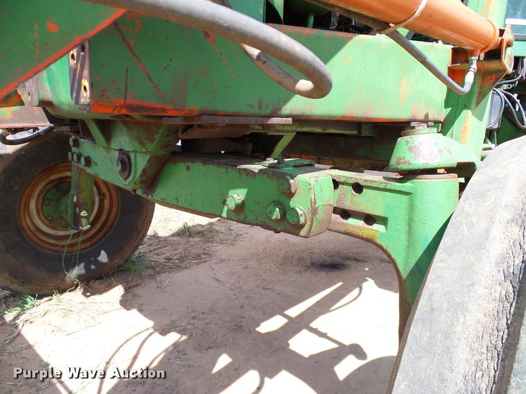 image for item DL9043 1981 John Deere 4640 tractor