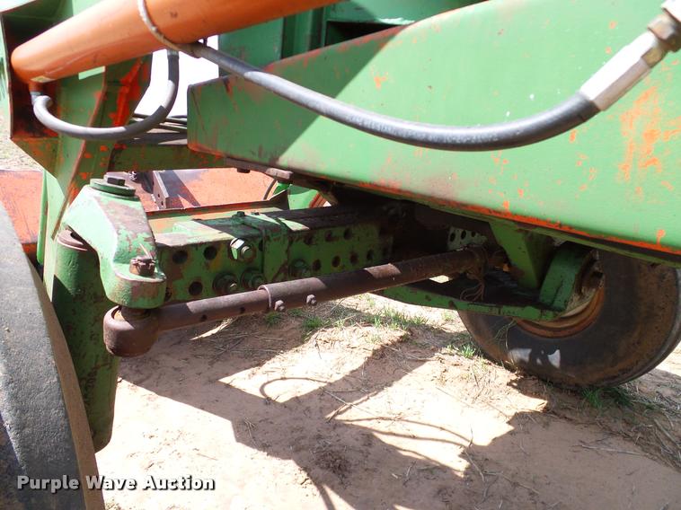 image for item DL9043 1981 John Deere 4640 tractor