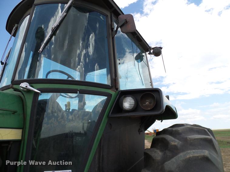 image for item DL9043 1981 John Deere 4640 tractor