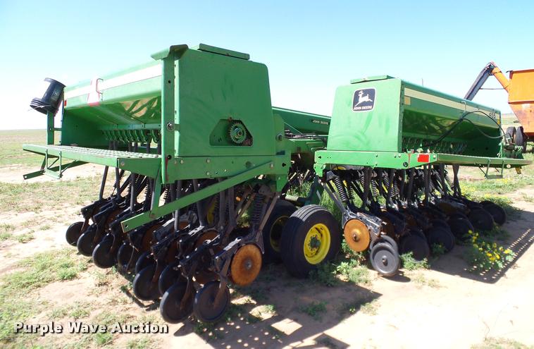 image for item DL9046 John Deere 455 grain drill