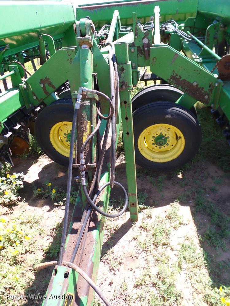 image for item DL9046 John Deere 455 grain drill