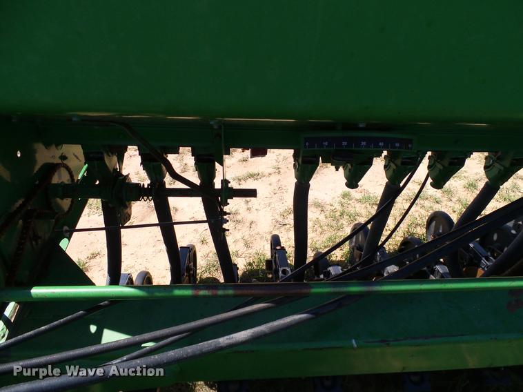image for item DL9046 John Deere 455 grain drill