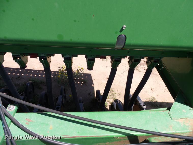 image for item DL9046 John Deere 455 grain drill