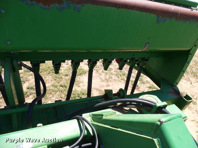 image for item DL9046 John Deere 455 grain drill