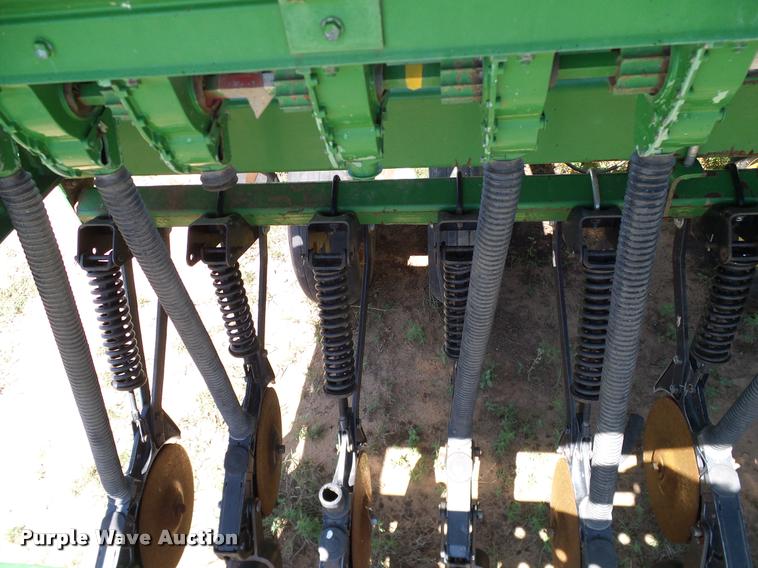 image for item DL9046 John Deere 455 grain drill