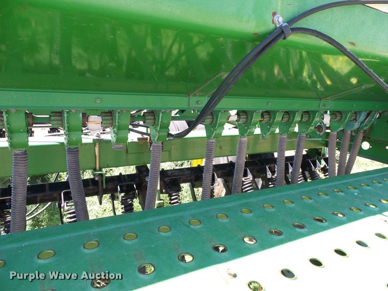 image for item DL9046 John Deere 455 grain drill