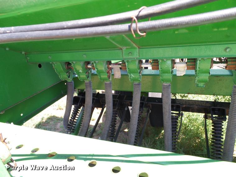 image for item DL9046 John Deere 455 grain drill