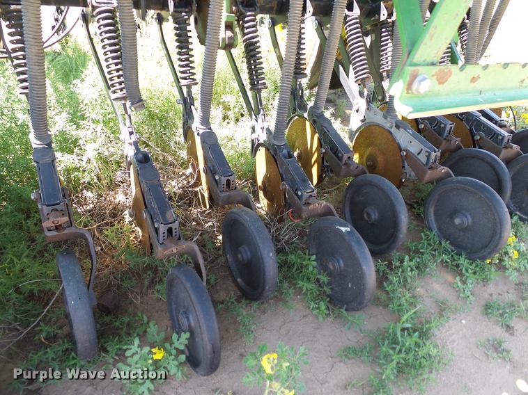 image for item DL9046 John Deere 455 grain drill