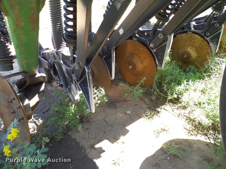 image for item DL9046 John Deere 455 grain drill