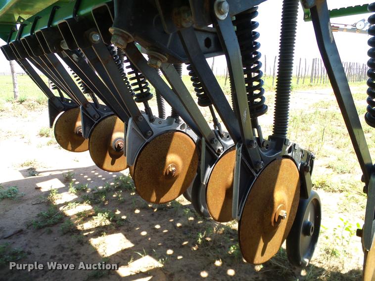 image for item DL9046 John Deere 455 grain drill