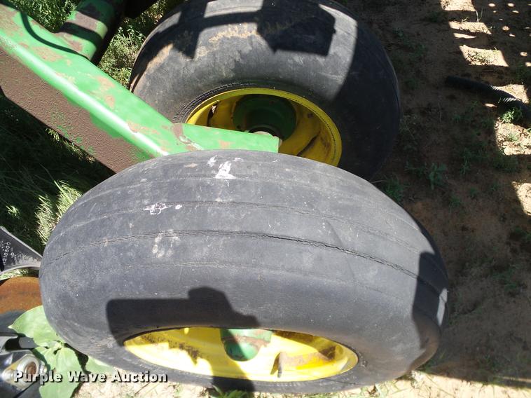 image for item DL9046 John Deere 455 grain drill
