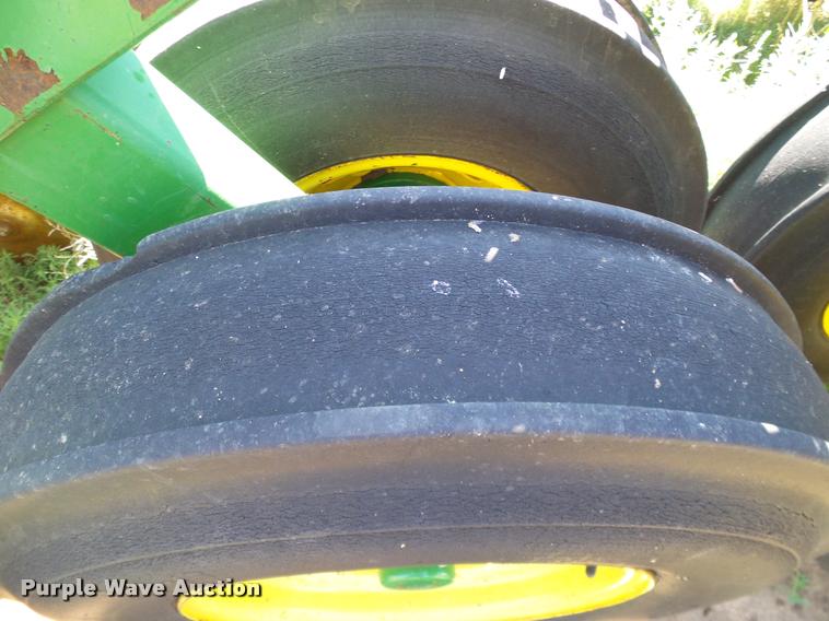 image for item DL9046 John Deere 455 grain drill