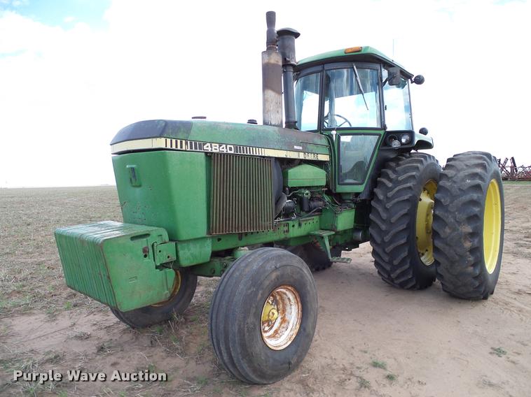 image for item DL9048 1981 John Deere 4840 tractor