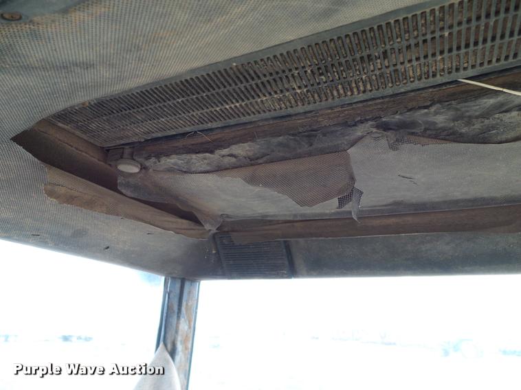 image for item DL9048 1981 John Deere 4840 tractor