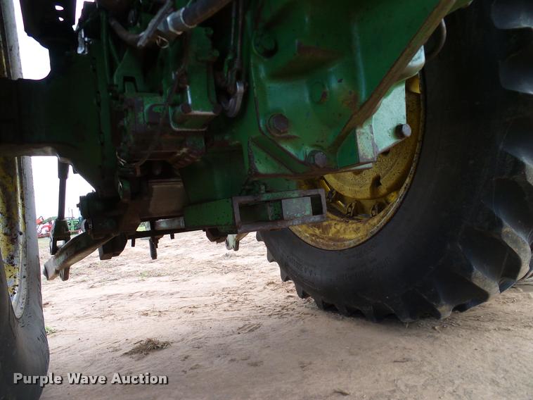 image for item DL9048 1981 John Deere 4840 tractor