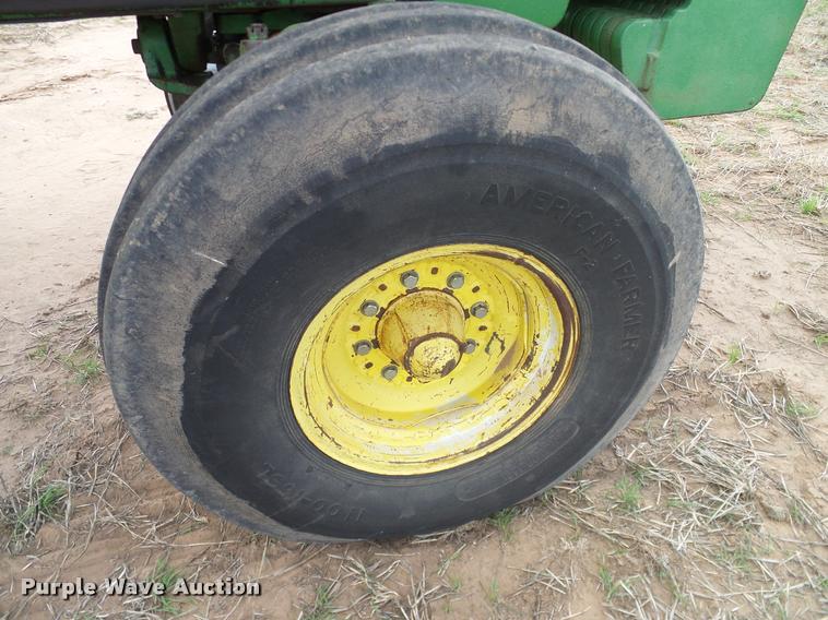 image for item DL9048 1981 John Deere 4840 tractor