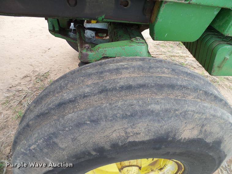 image for item DL9048 1981 John Deere 4840 tractor