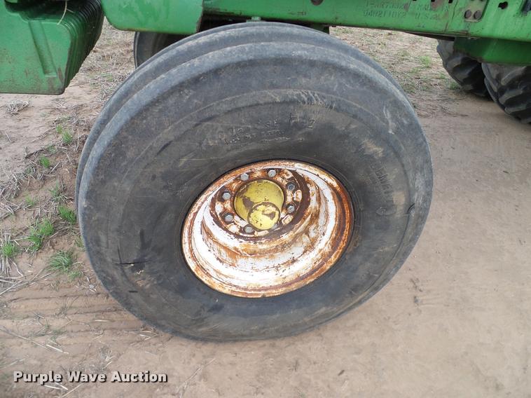 image for item DL9048 1981 John Deere 4840 tractor