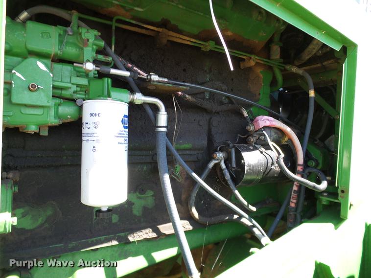 image for item DL9053 1991 John Deere 8960 4WD tractor