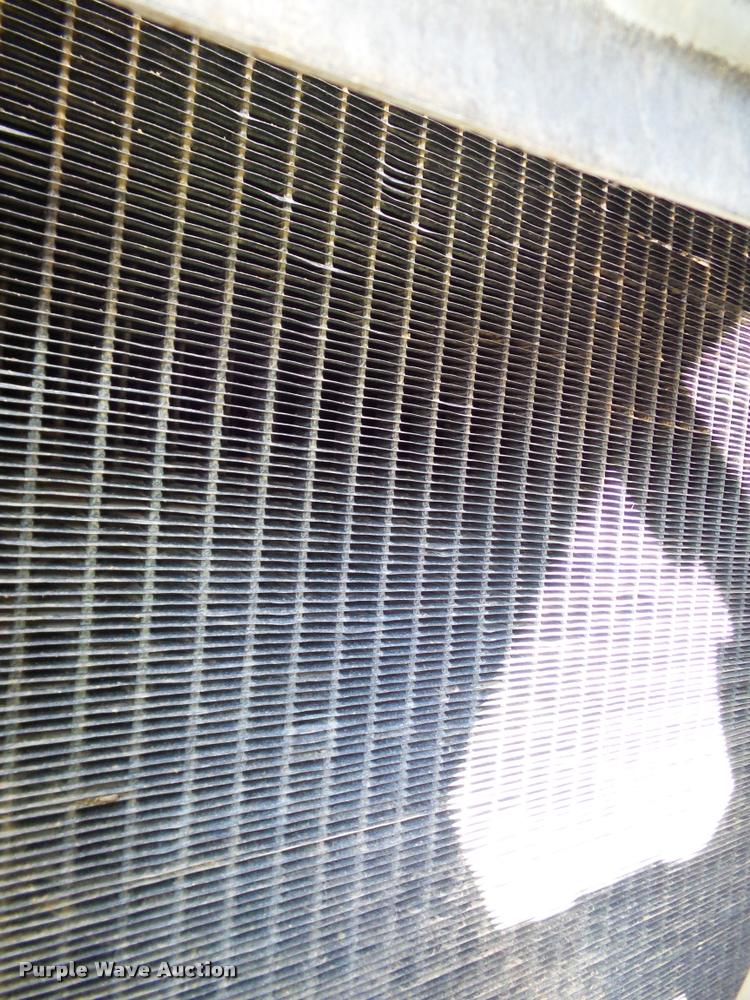 image for item DL9053 1991 John Deere 8960 4WD tractor