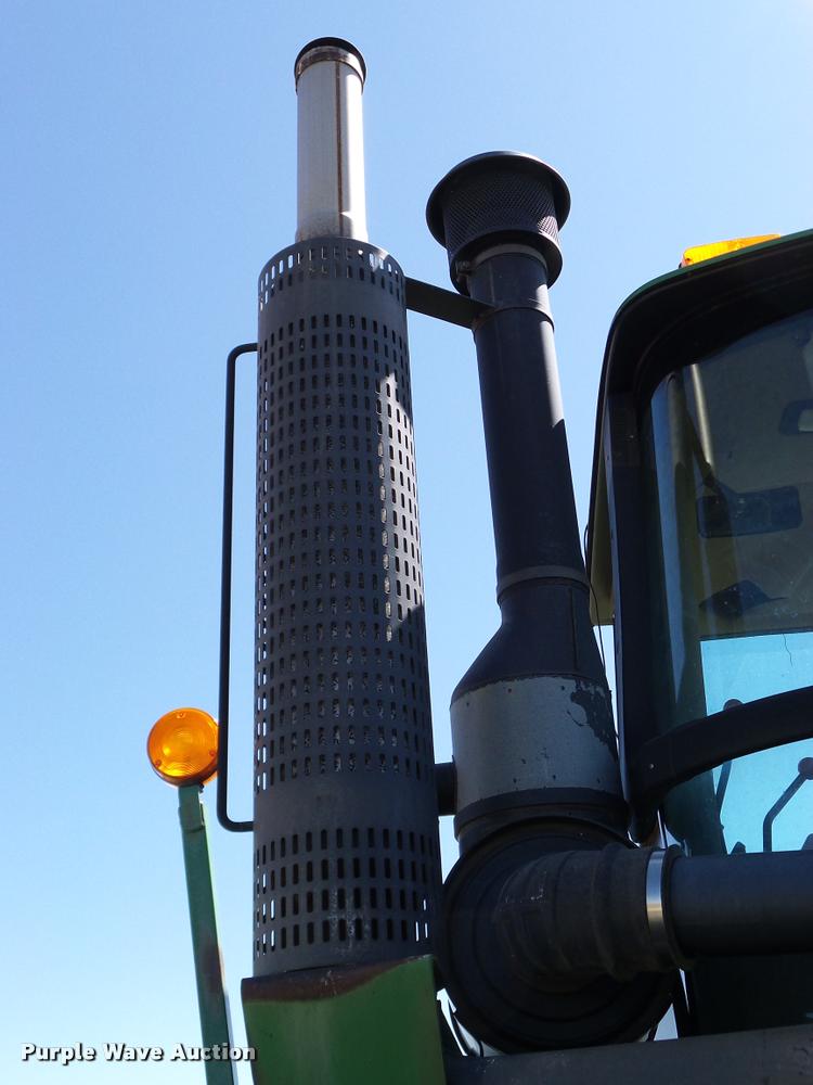 image for item DL9053 1991 John Deere 8960 4WD tractor