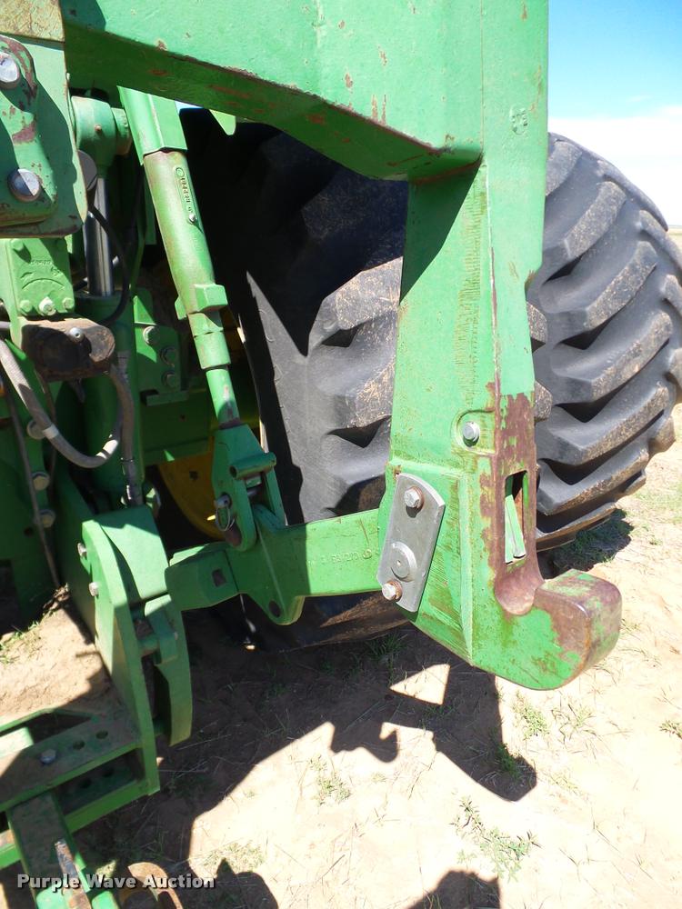 image for item DL9053 1991 John Deere 8960 4WD tractor