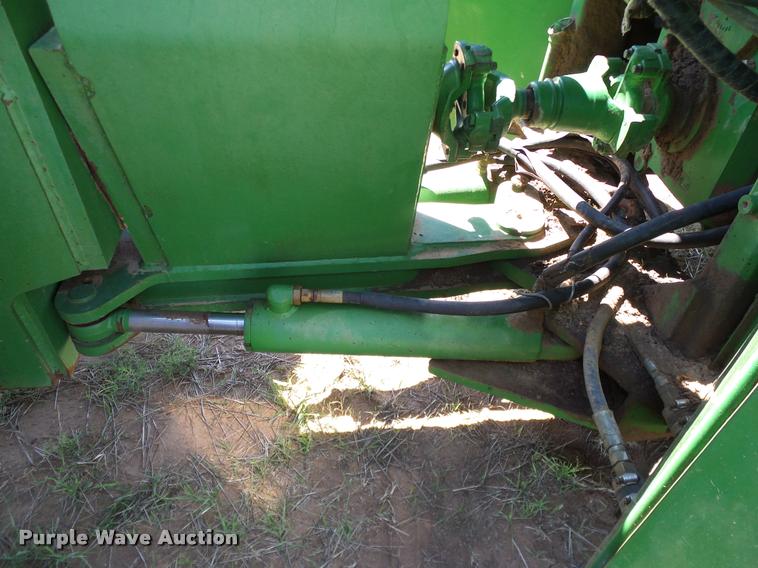 image for item DL9053 1991 John Deere 8960 4WD tractor